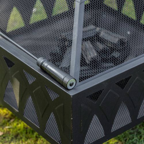 Outdoor Fire Pit with Protective Screen